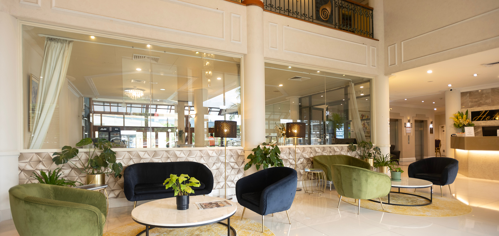 Hotel Diana Woollongabba Reception