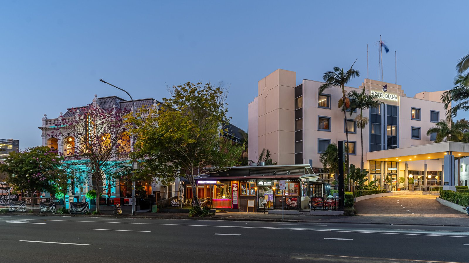 Hotel_Diana_Woollongabba_Princess_Theatre