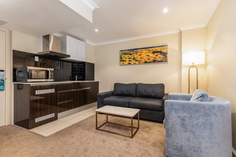 Executive Queen Suite at Hotel Diana Woolloongabba