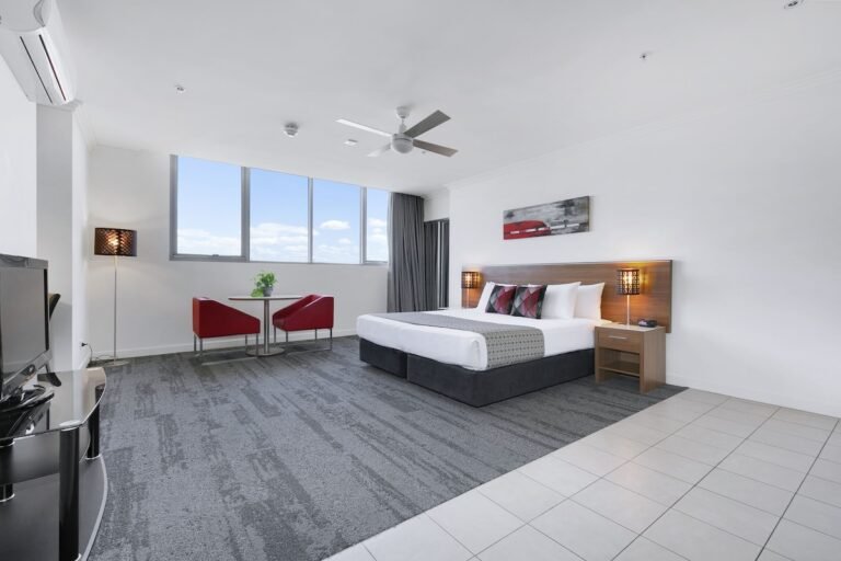 Studio apartment at Hotel Diana South Brisbane